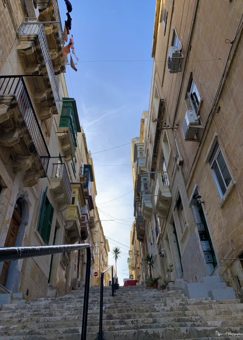 Ruelles charmantes des Three Cities, un trésor méditerranéen